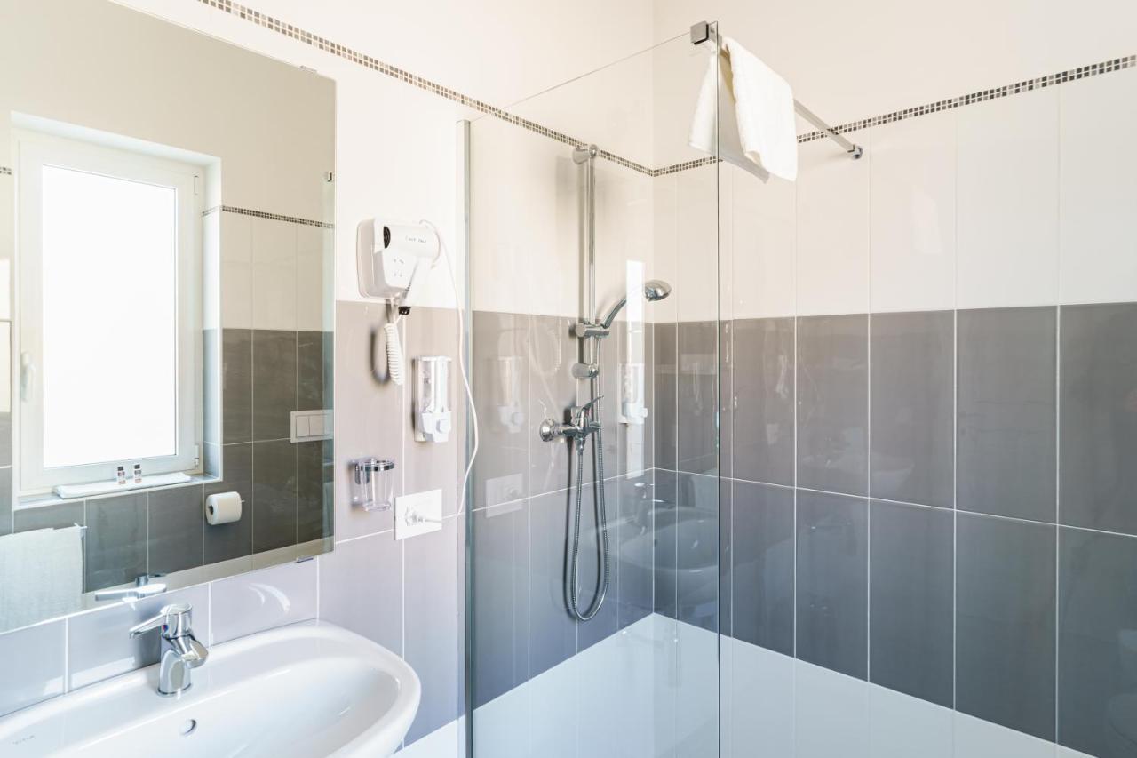 Aparthotel Le Marine Bisceglie Luaran gambar