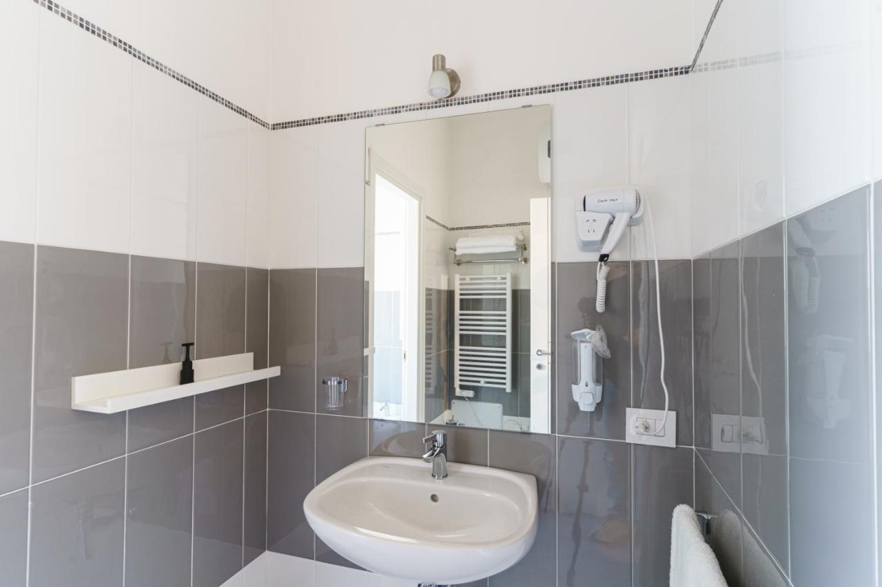 Aparthotel Le Marine Bisceglie Luaran gambar